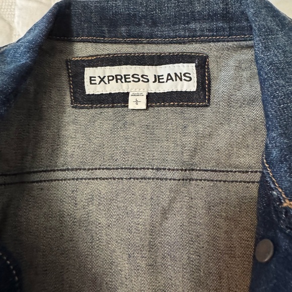 Express Vest - Picture 4 of 8